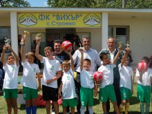 Футболни емоции на стадиона в Строево