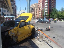 Млад грък е управлявал нисана, пострадало е 16-годишно момиче!