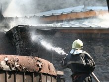 Пожар избухна в ресторант "19 век"