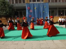 Вълшебно пътуване през различни страни направиха децата от ЦДГ "Биляна"