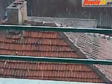 Читател: Такава градушка не бях виждал! Чупеше керемиди!