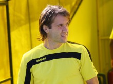 Иван Цветков преподписва с Ботев