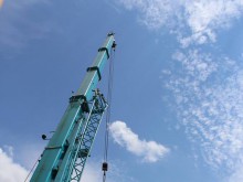 Демонтират кран от стадион "Христо Ботев"