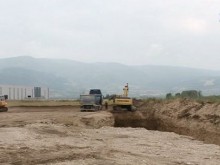 Лунен пейзаж край Ягодово заради незаконна кариера