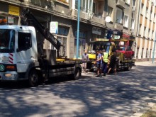 Вижте как паяк паяку помага