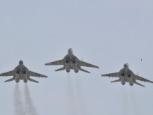 Щурмови самолети в небето над Пловдив
