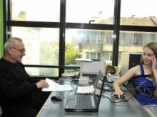 Нова мода: Работодатели масово подлагат служителите си на детектор на лъжата
