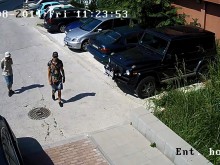 Камера засне нагли крадци в "Тракия"