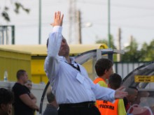Вили Вуцов съди вестник до дупка