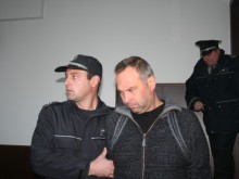 До 20 години затвор за пловдивски лекар, умъртвил баща си с брадва