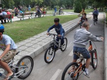 В "Южен" си организираха състезания с велосипеди и тротинетки 