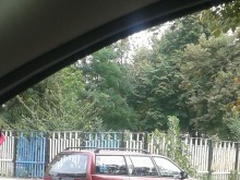 Наглец пред училище в "Гагарин"