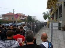 Еуфория за билети в "Коматево"
