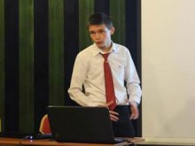 Шапки долу! Гениално момче от Математическата прослави Пловдив!