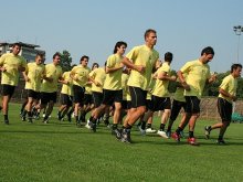 Ботев почна с 10:0 в Италия