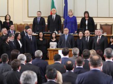 По трима заместници в тежките министерства