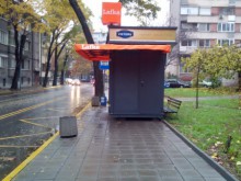 Местят павилиони на Lafka, които пречат на пешеходците в Пловдив! 