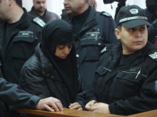 Арабист: Защо жени се забулват? 
