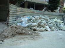 Глобяват строители, бъркали вар с чешмяна вода