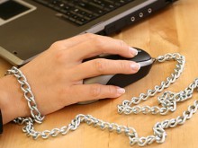 6% от населението на света е пристрастено към интернет