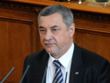 Охраната на Доган струва колкото няколко спрени влака