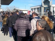 Временно спират регистрацията на коли днес