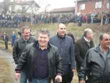 Цветан Цветанов уважи обичая "Къпанки" в Перущица