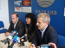 Москов: Не ме интересува нервната криза на ДПС, те са тумор