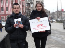 Раздават брошури на шофьорите в Асеновград