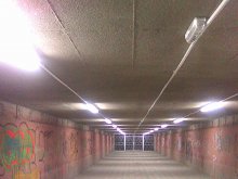 След 10 години тъмнина, подлезът до Централни гробища вече е осветен