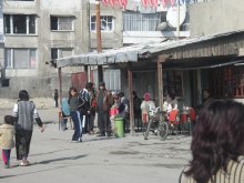 Роми с незаконни къщи в Столипиново се жалват в ООН
