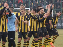Пенчев взе 19 играчи на Ботев на режим преди Марек