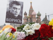 Русия се прощава с Борис Немцов, не пускат чужди политици на погребението