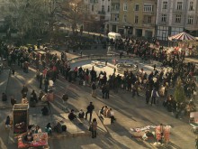 Хиляди пловдивчани се стекоха на Главната в празничния ден