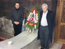 Венци на признателност пред Патриарх Кирил