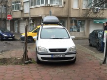 Нагло паркиране на ул. "Пенчо Славейков" 