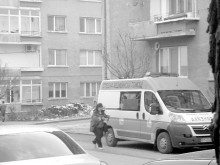 Медици пазаруват с линейките