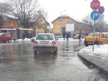 Автогара "Юг" заприлича на море след последния сняг