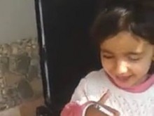 Клип на пушещо 3-годишно дете шокира страната