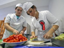 Близо 120 000 души ще работят по Черноморието през лятото