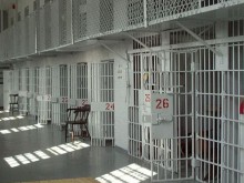 Затворник от пловдивския зандан бие наред педофили 