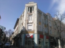 Опасна сграда на Малката главна