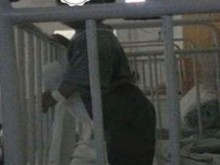 Снимка на вързано дете в болница предизвика паника в интернет