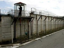 Изнасилиха затворник в Пловдив 4 пъти за 3 дни