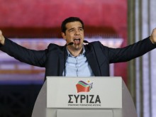 Русия сваля цената на газа за Гърция, дава й кредити