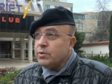 Хотелиер в Слънчев бряг обяви война на чалгата
