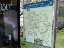 Вече поставят новите карти по спирките