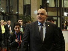 Борисов за магистралите: Ще правим по 10 км ударно сега, тежките ремонти - от септември