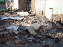 Събориха част от незаконните постройки в Арман махала
