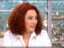 Оцеляла при падане на асансьор-убиец: Страх ме е да се върна в блока